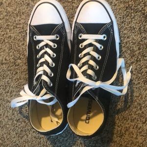 Black and white converse